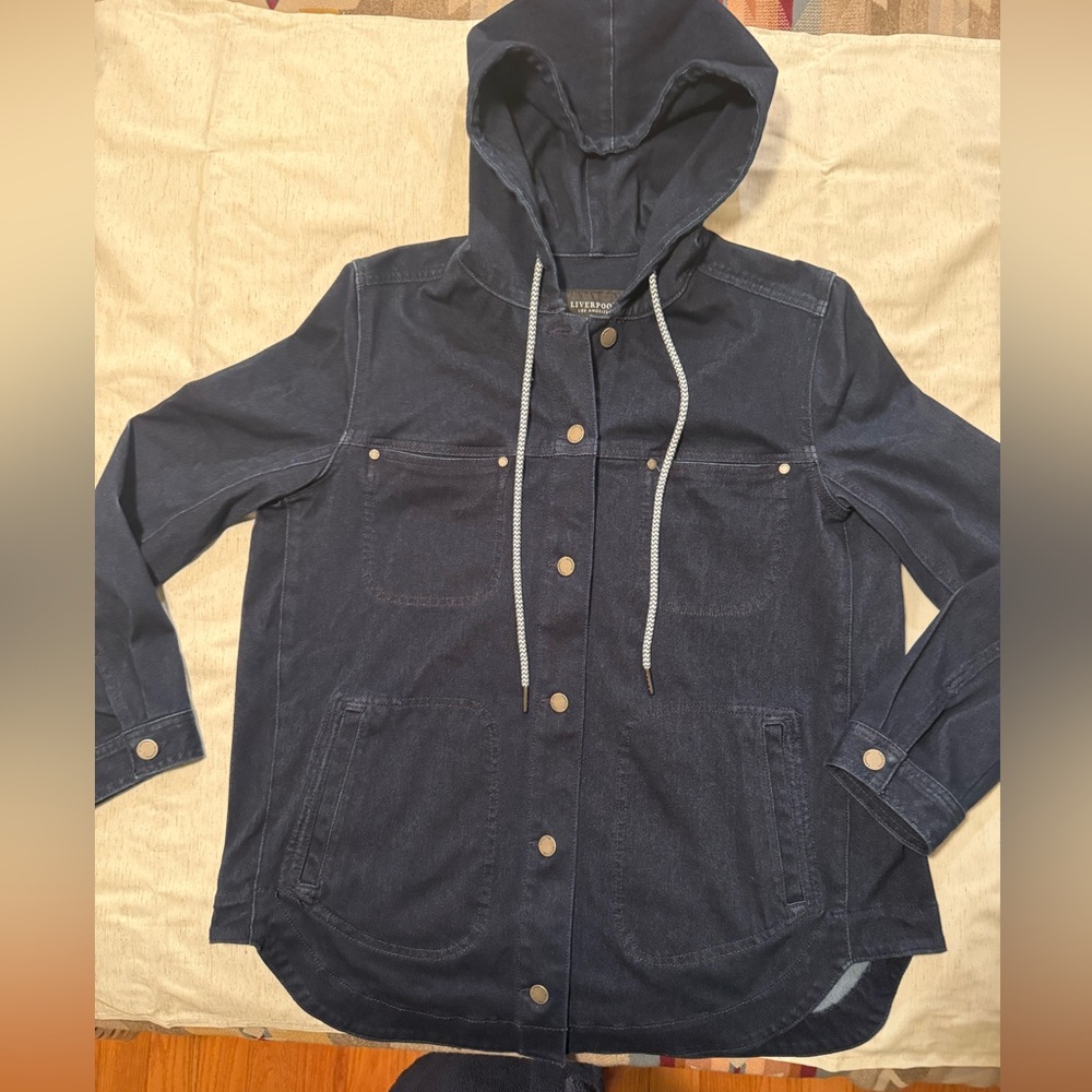 Liverpool hooded stretch, jean jacket. Women’s large.